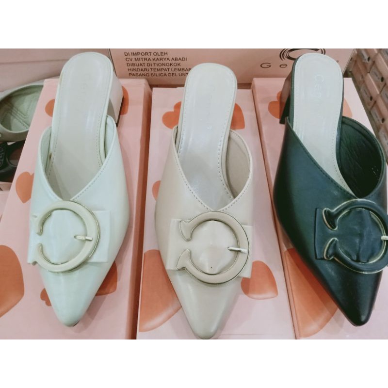 selop wanita hak kotak