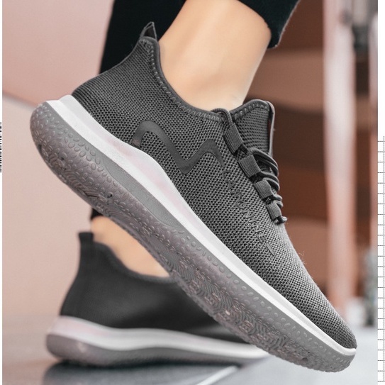 Sepatu Sneakers Pria Casual Sporty - K39