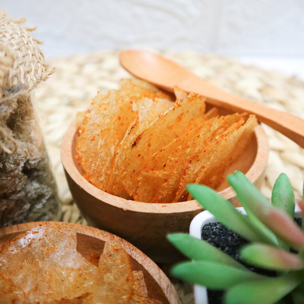 

Kripca Pedas Daun Jeruk 1 kg