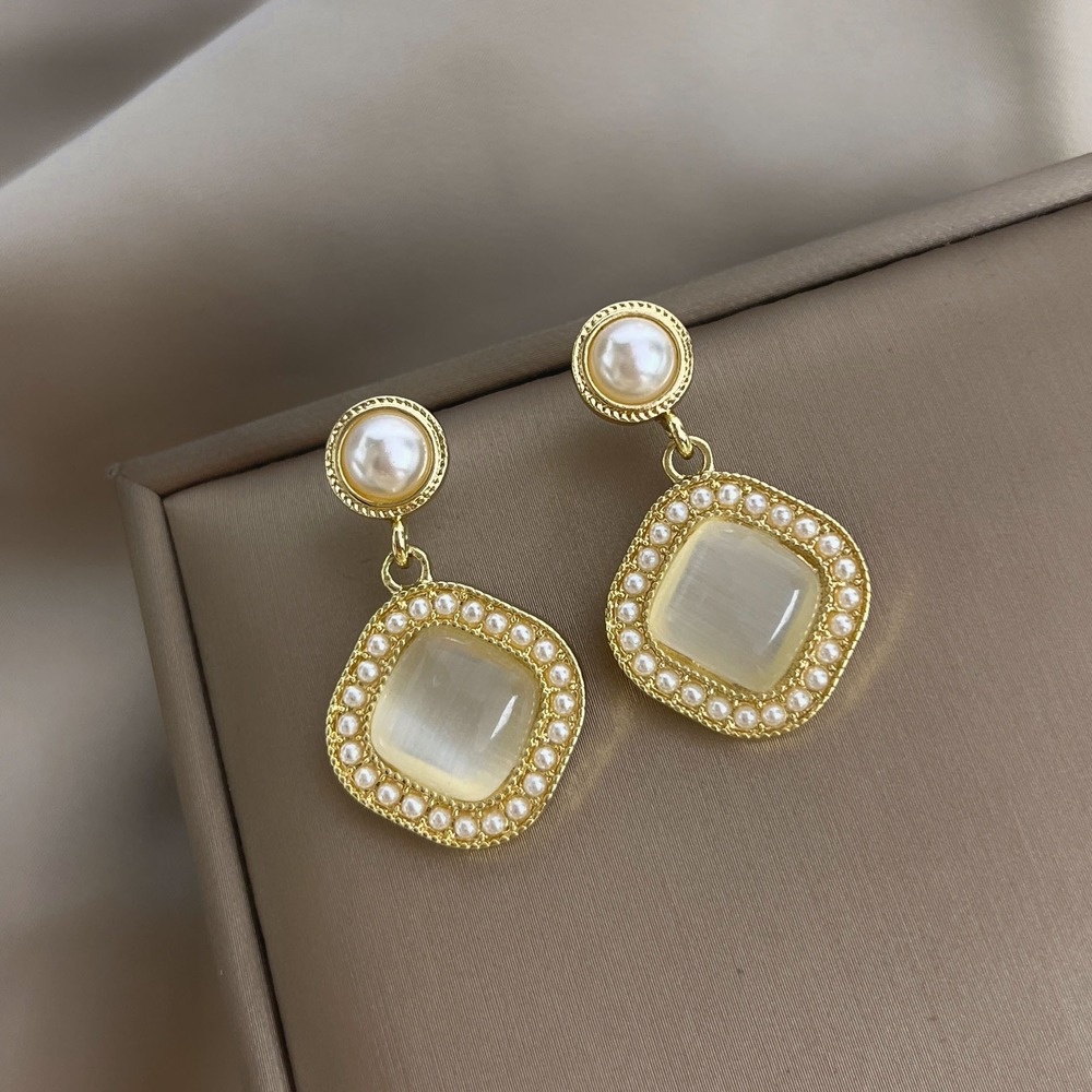 Anting Mutiara Opal Geometris