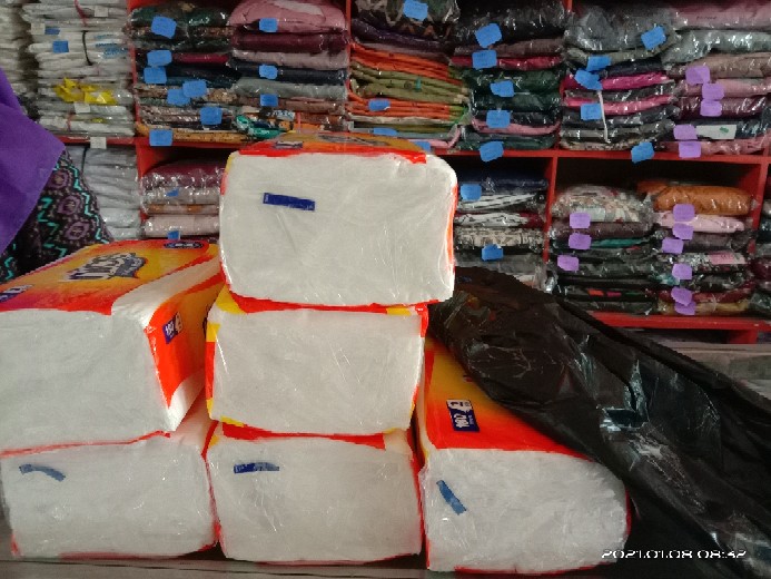 Tissue Nice Facial 180 Sheets Softpack Murah