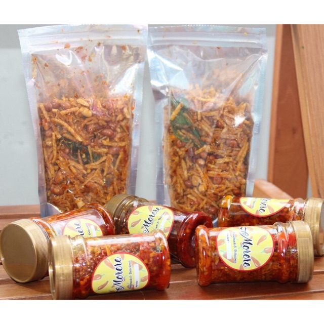 

Sepaket sambal terasi + kentang krispy teri sambalado