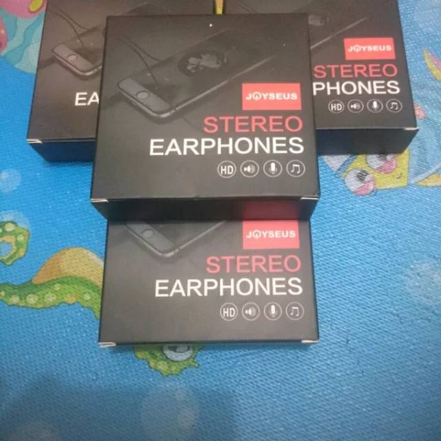 Earphone stereo joyseus megabazz with mic