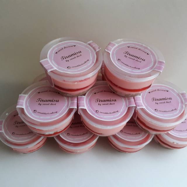 

Tiramisu Strawberry by Sweet Dust