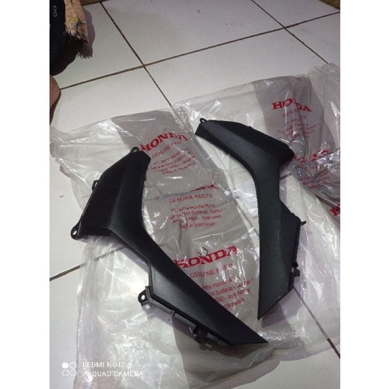 GARNISH SAYAP KIRI KANAN VARIO 125/150 NEW SAMBUNGAN SAYAP KIRI VARIO NEW 125 150 ORIGINAL KIRI