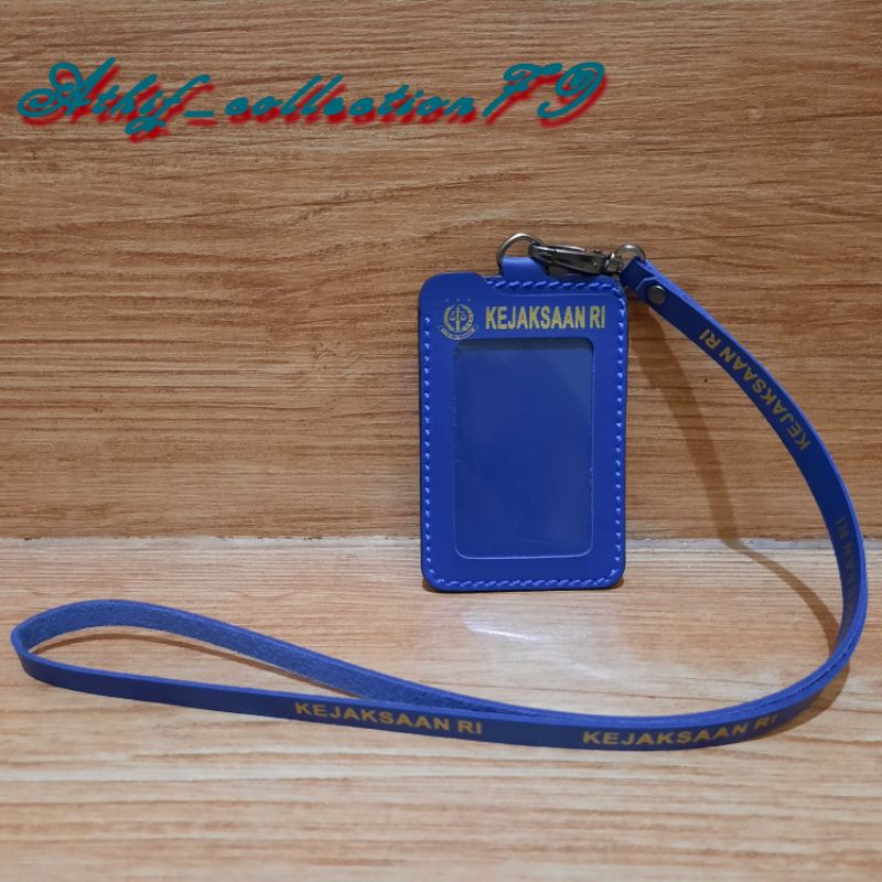 

YEN Tempat Id Card Kejaksaan RI Kulit Holder Id Card Kulit Kejaksaan RI Kalung