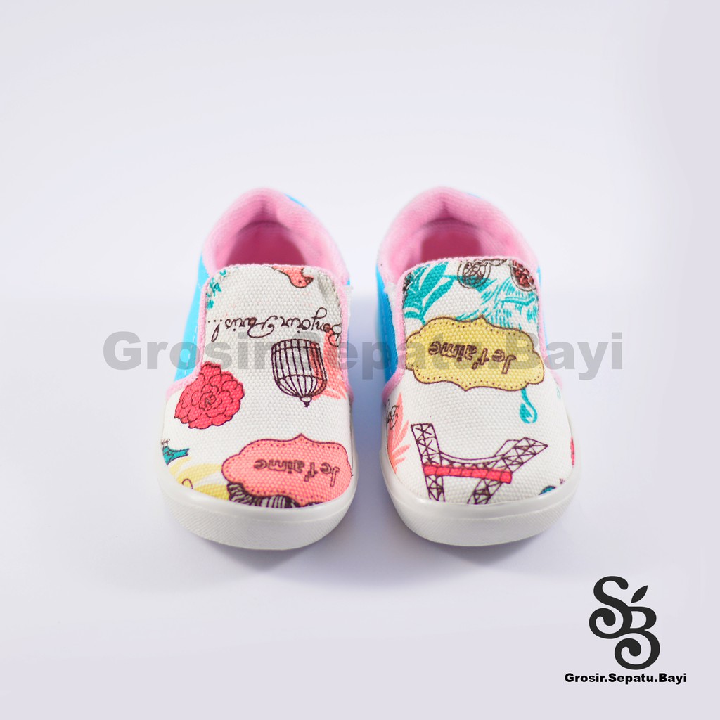 sepatu anak perempuan slip on motif paris murah