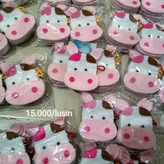 

Amplop lebaran flanel lucu