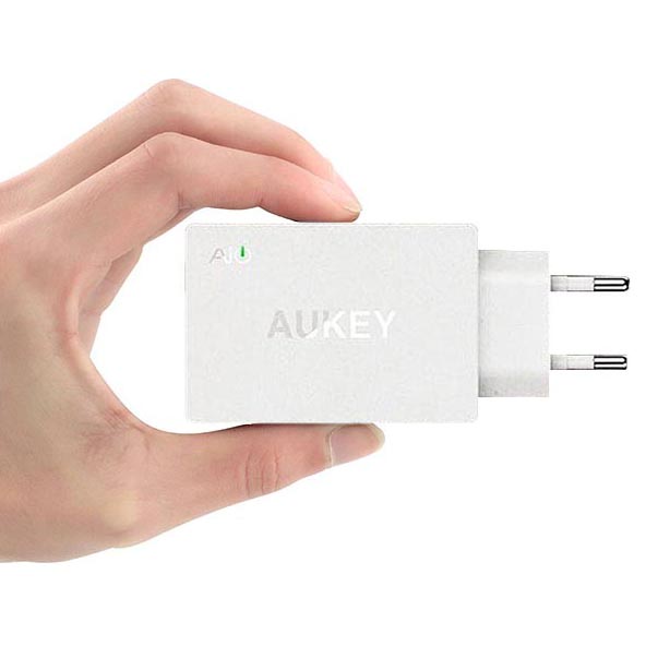 Aukey Charger USB 2 in 1 USB Type C Quick Charge 3.0 - PA-Y2 - White