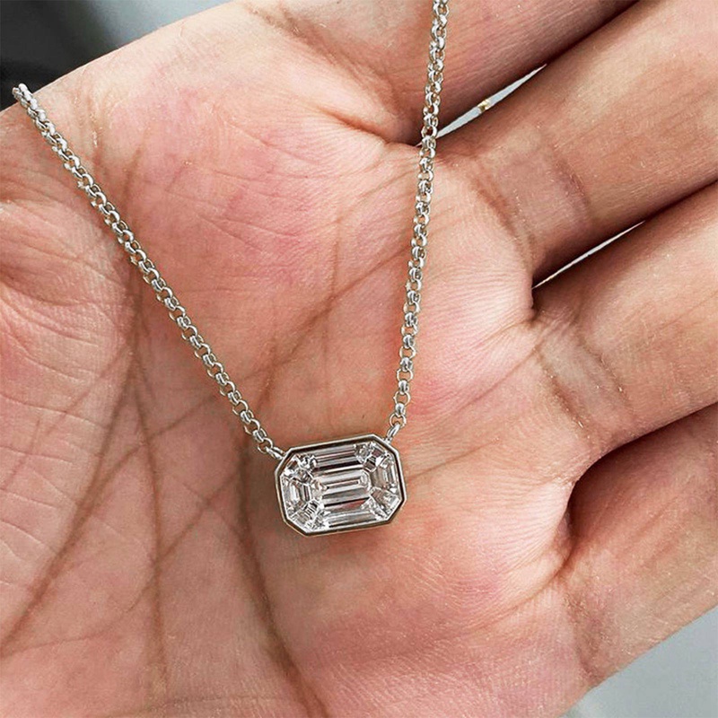 Kalung Dengan Liontin Bentuk Geometris Bahan Cubic Zirconia Untuk Wanita