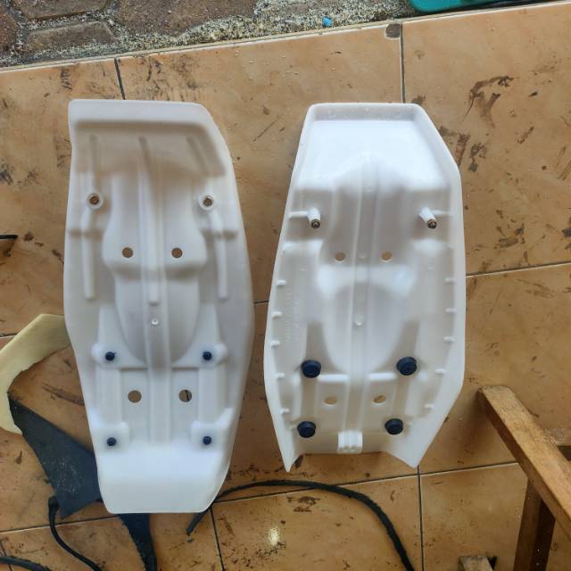 Fiber plastik rx king narita warna putih