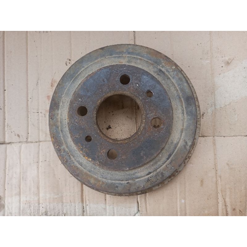 tromol belakang drum breake belakang fiat uno 70sl