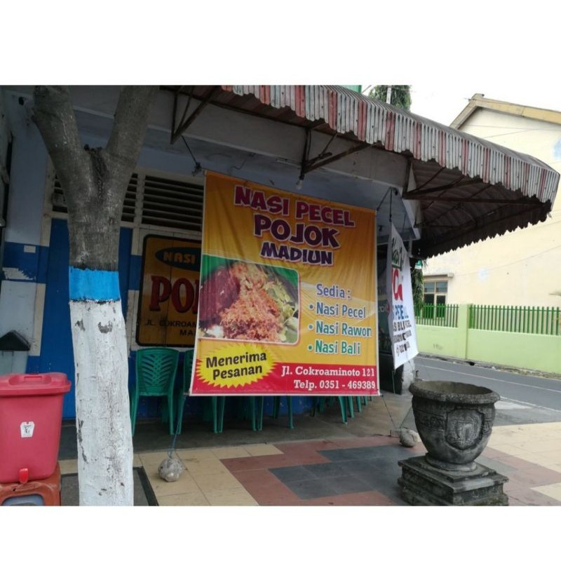 

Sambel Pecel Asli Warung Nasi Pecel Pojok Madiun