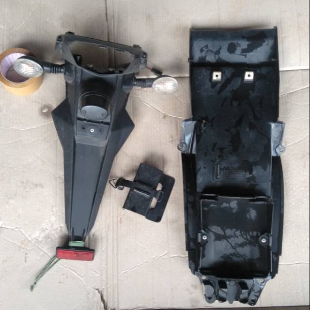 Jual Sepakbor sepatbor selebor belakang ninja 250 karbu | Shopee Indonesia