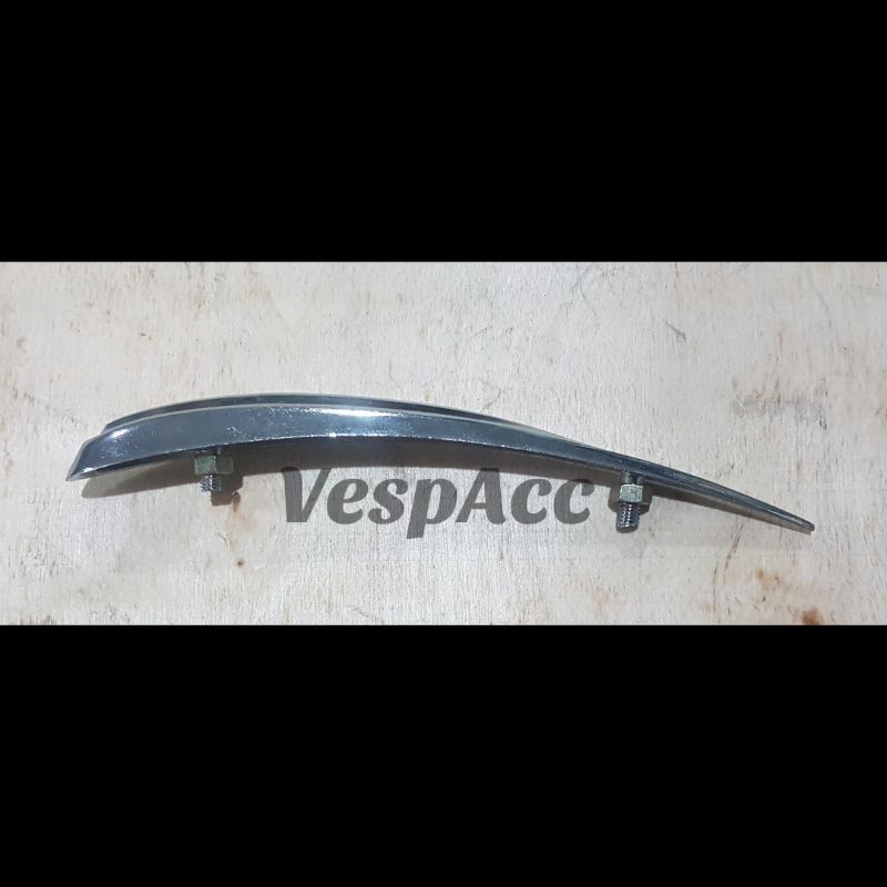 Jengger Jambul Spakbor Vespa VBB Chrome Import