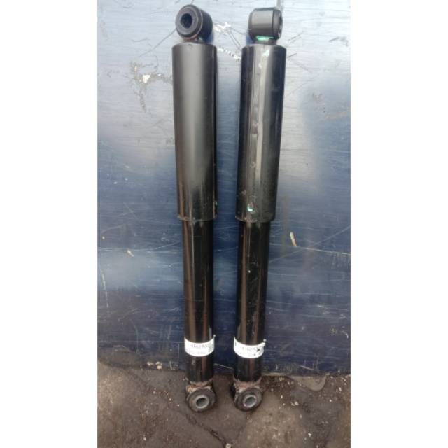 Shock breaker Mitsubishi pajero sport strada triton belakang set origonal