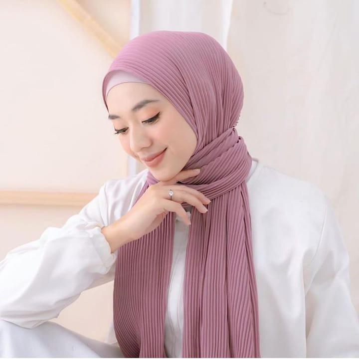 Jilbab Pashmina Kerudung Pasmina Hijab Plisket Shawl Syari Premium Fashion Muslim Terbaru [75 x 180]