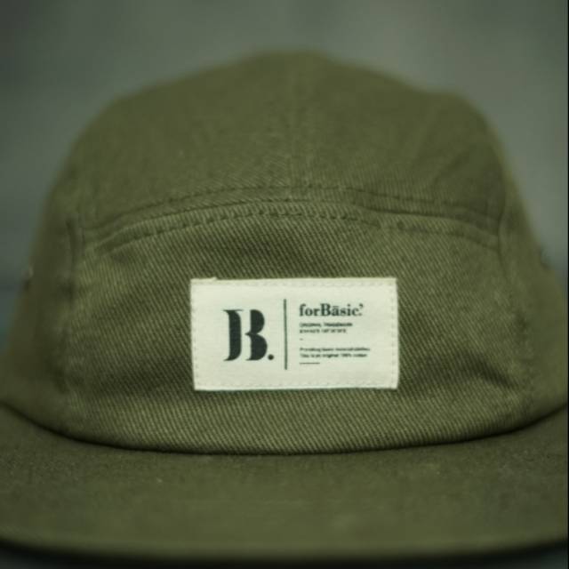 Five panel cap green army