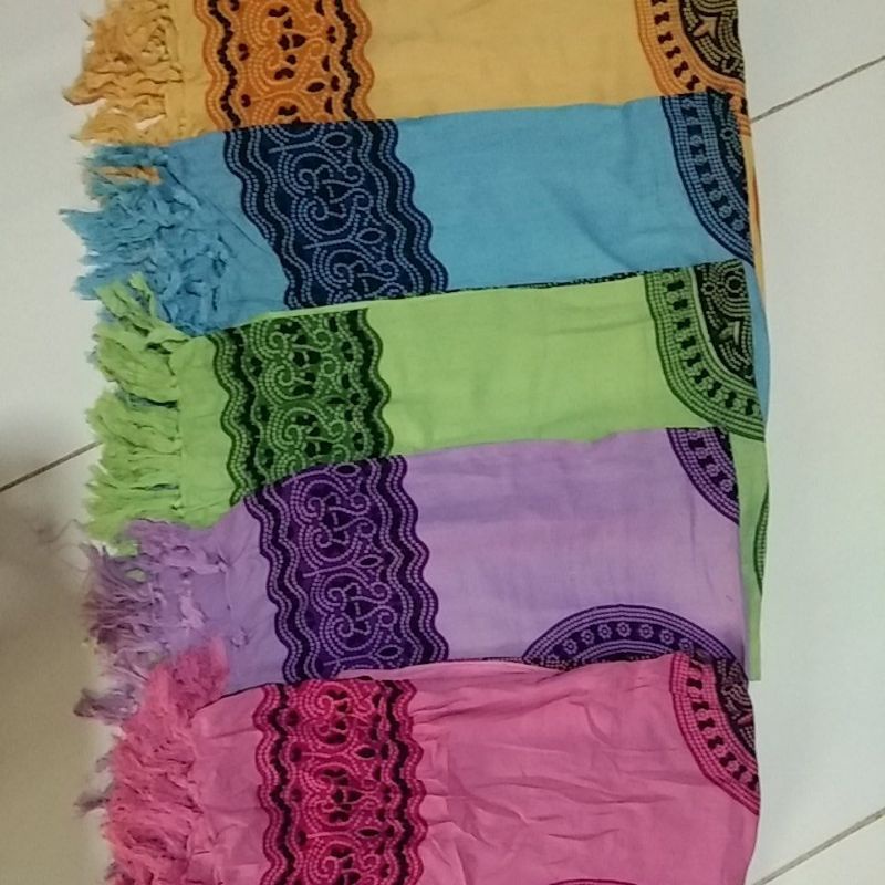 OBRAL MURAH Kain Pantai Bali Motif Mandala Warna Random