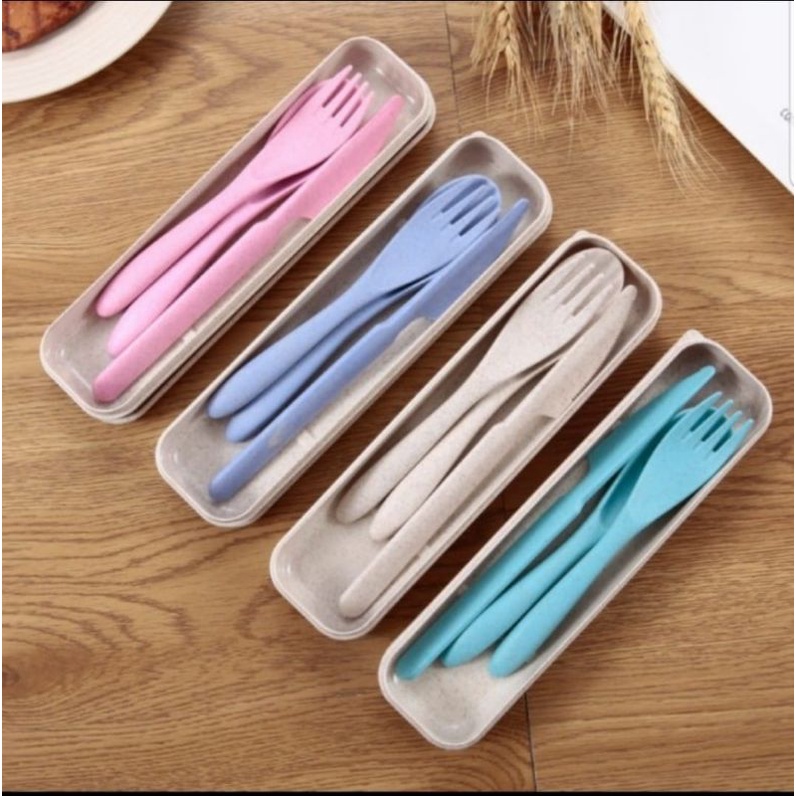 SET SENDOK MAKAN TRAVEL BAHAN JERAMI