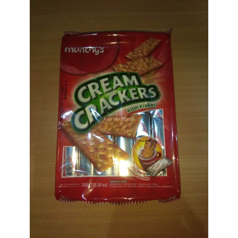 

BISKUIT MUNCHYS CREAM CRACKERS KRIM KRAKERS 300 GRAM