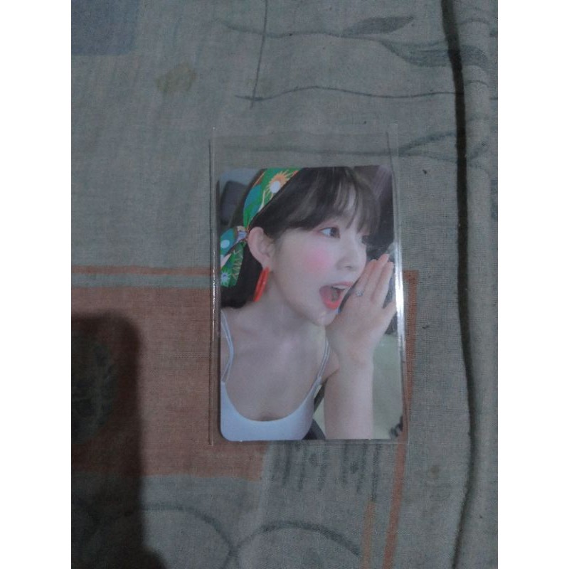 [OFFICIAL] IRENE DAY 2 BANDANA PHOTOCARD