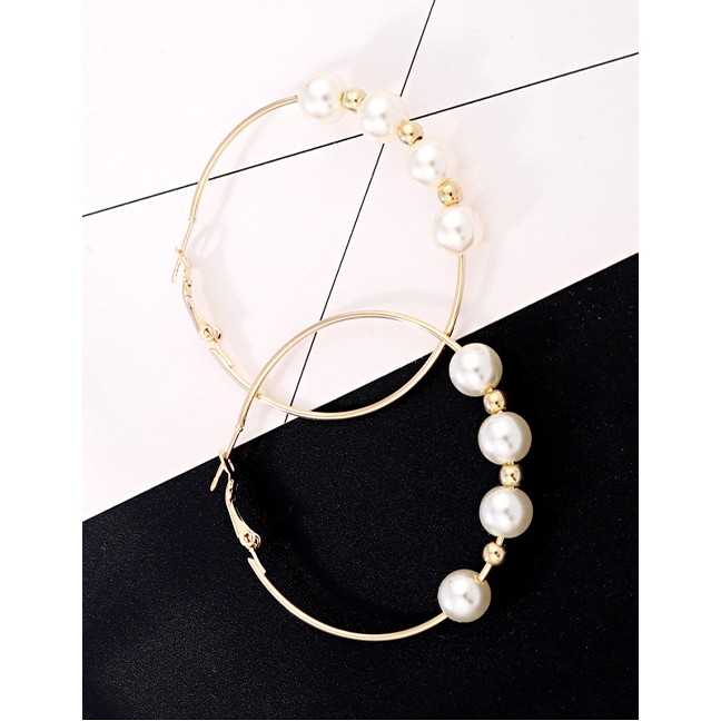 LRC Anting Hoop Fashion Golden Pearl alloy round bead geometry K08912