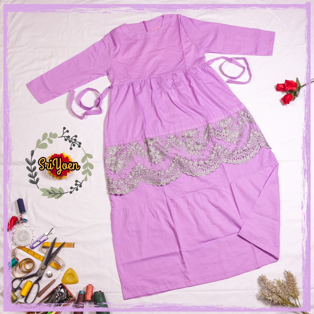 Baju Gamis Anak Bahan Katun Jepang Aksen Brokat - Ungu Muda