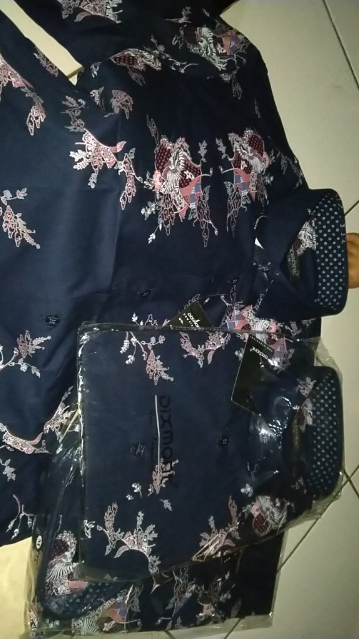 Kemeja Batik Pria Lengan Pendek Bs17 Katun Modern Dixmont Semi Slimfit Premium