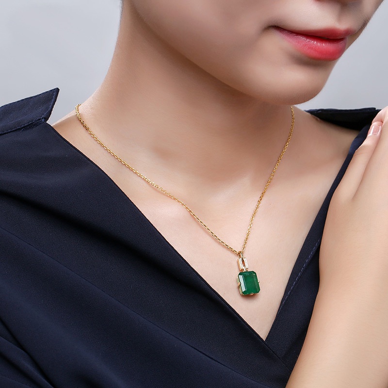 [Ready Stock]Fashion 18K Gold Plated Green Necklace Rectangle Gemstone Pendant