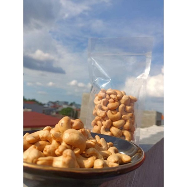 

kacang Mete gurih Sry