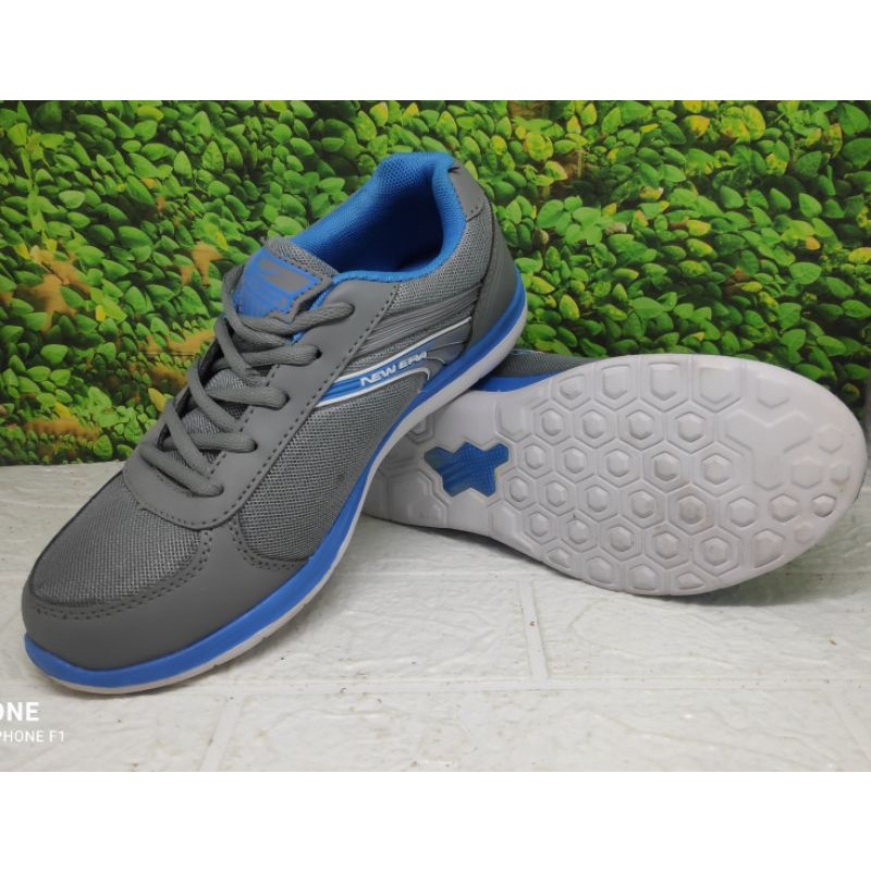 SEPATU NEWERA HARGA OBRAL size 39 insole 24.5 cm