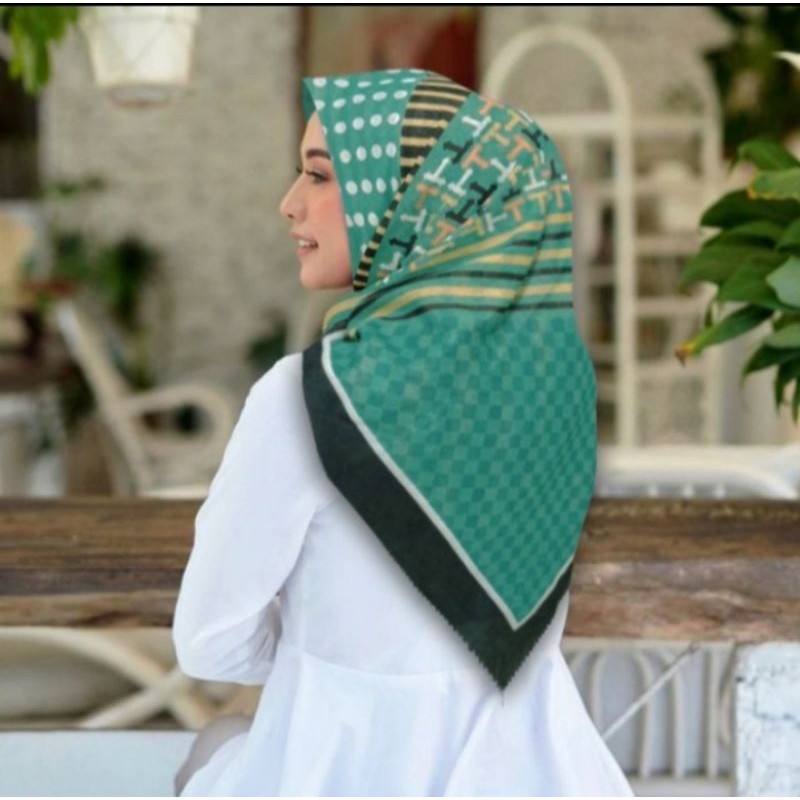 Terbaru !! Hijab Voal Segiempat Motif Inji Toskun Kerudung Segiempat Motif