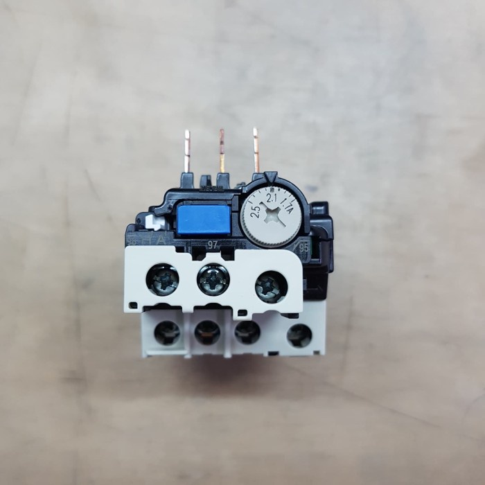 Mitsubishi Thermal Overload Relay TH-T18 / THT18 2.1A ( 1.7 - 2.5 A )
