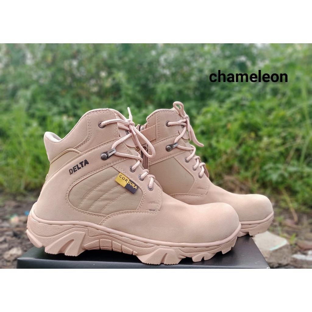 SEPATU BOTSS PLAT BESI GUNUNG ADVENTURE  HIKING TAKTIKAL 6INC