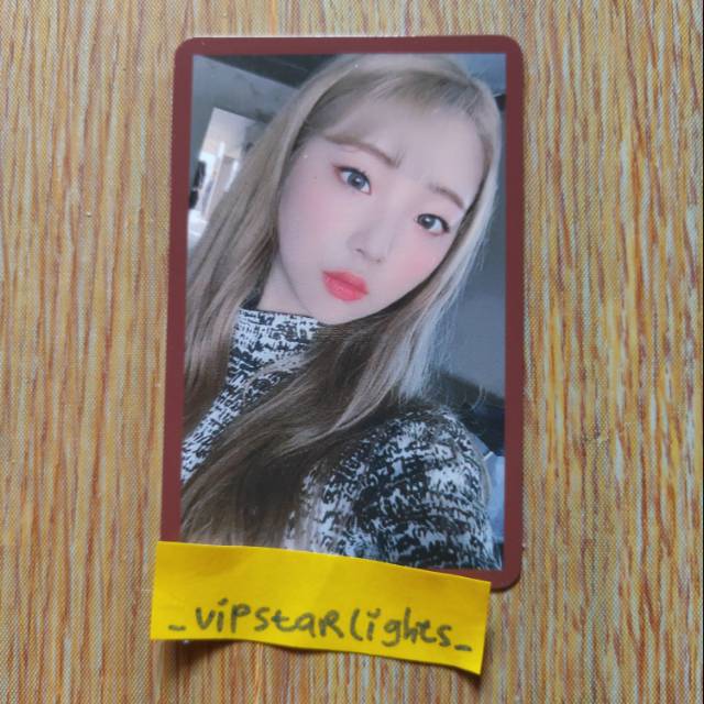 LOONA YEOJIN MMT PHOTOCARD