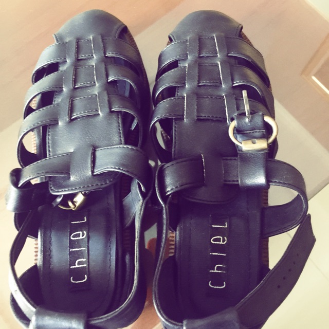 CHIEL Shoes