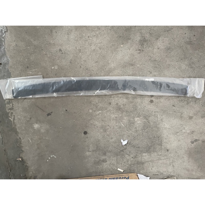 SCUFF PLATE BUMPER BELAKANG CAPTIVA HITAM