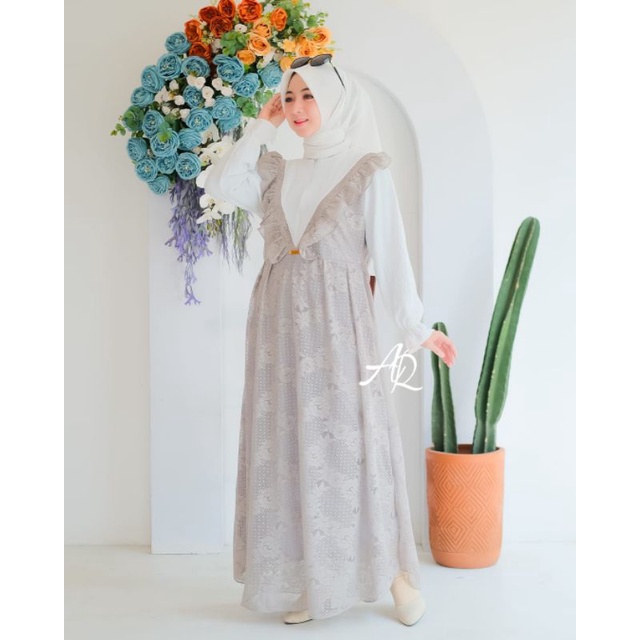 LYRAA DRESS BRUKAT MALIKA