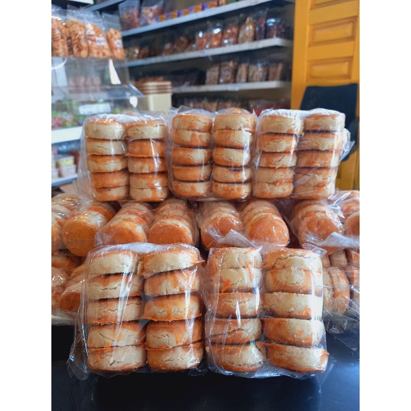 

Kue Kacang