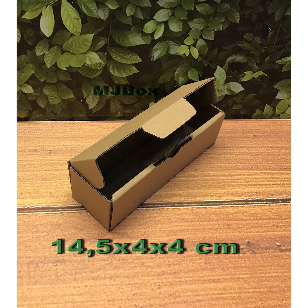 

Kardus Uk. 14,5x4x4 cm......Die cut untuk packing aksesoris dll, model box pizza