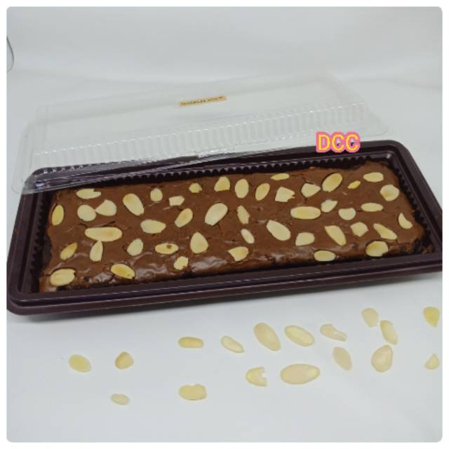 

Brownies Panggang Almond