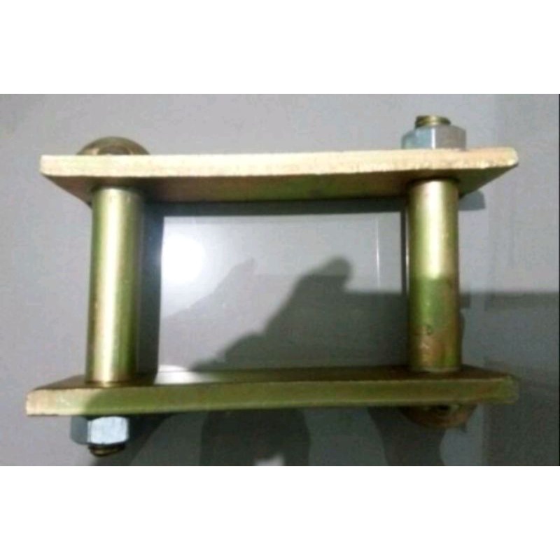 Anting PER spring shackle PANJANG panther kijang