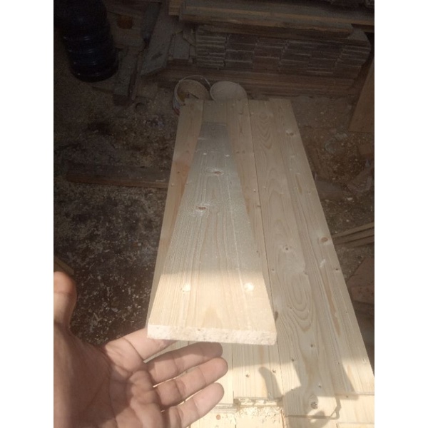 

Papan Jatibelnda 100x4x1cm Isi 5pcs Kayu Pinus Jati Belanda Serat Jerman Kualitas Super Sudah Serut Halus Finishing Rata Presisi 4 Sisi Kayu Putih Halus Hambalan Rak Dinding Gantung Tempel Bisa Custom Ukuran Sesuia Kebutuhan