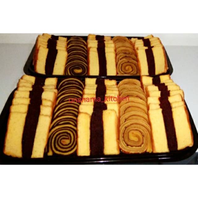 

Kue Tampah Nampah khusus Bolu Lapis Surabaya n Lapis Legit isi 40 pcs Halal