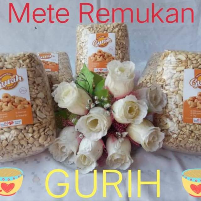

Kacang Mede mete remukan mentah