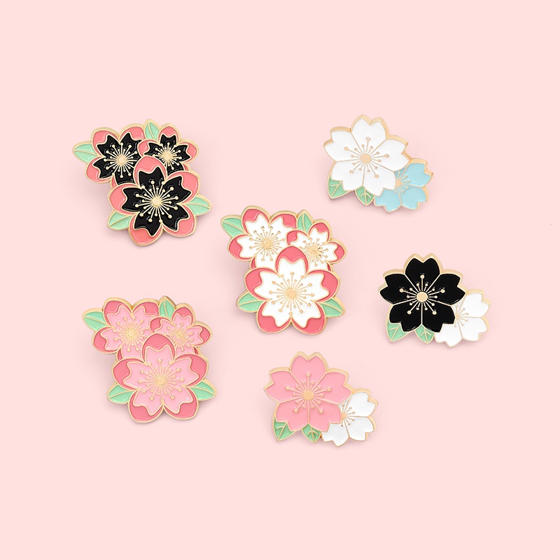 Bros Pin Enamel Desain Bunga Sakura Warna Hitam Putih Pink Untuk Hadiah