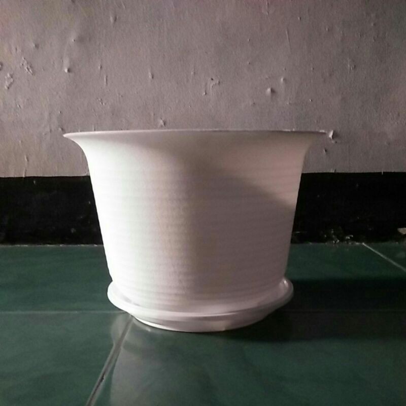 Jual Pot Bunga Tanaman Nkt Jambu Dan Tatakan Bawah Ukuran Cm Putih Shopee Indonesia