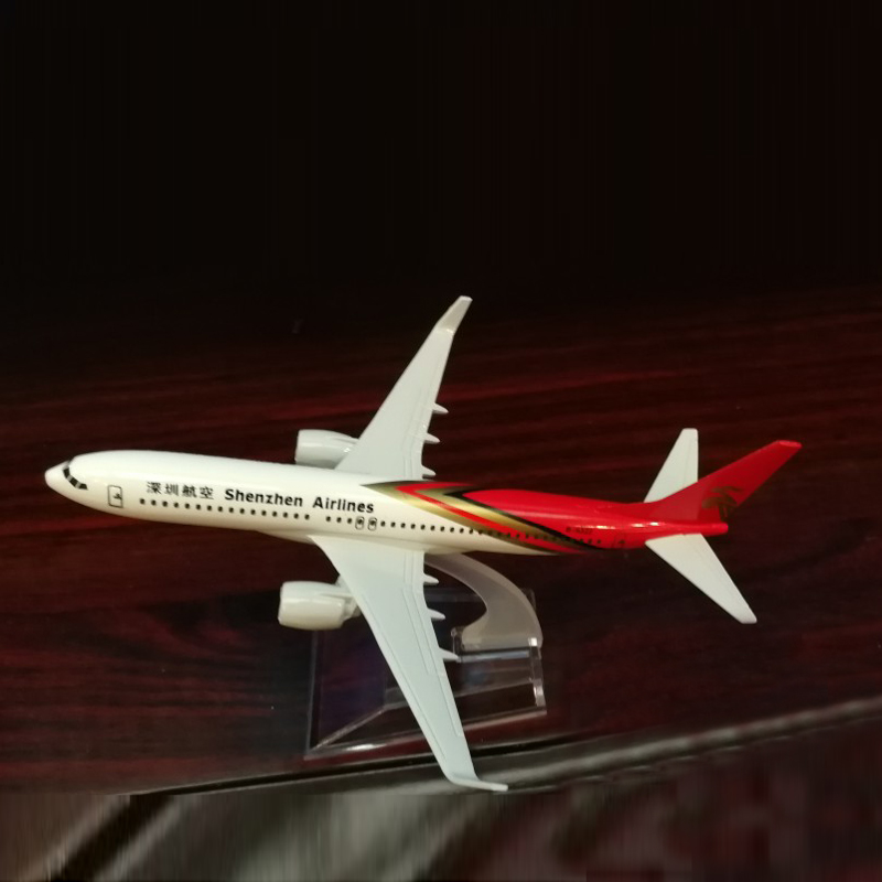 Shenzhen B737 Model Pesawat Terbang Boeing 737 Bahan Metal Ukuran 16CM Untuk Dekorasi