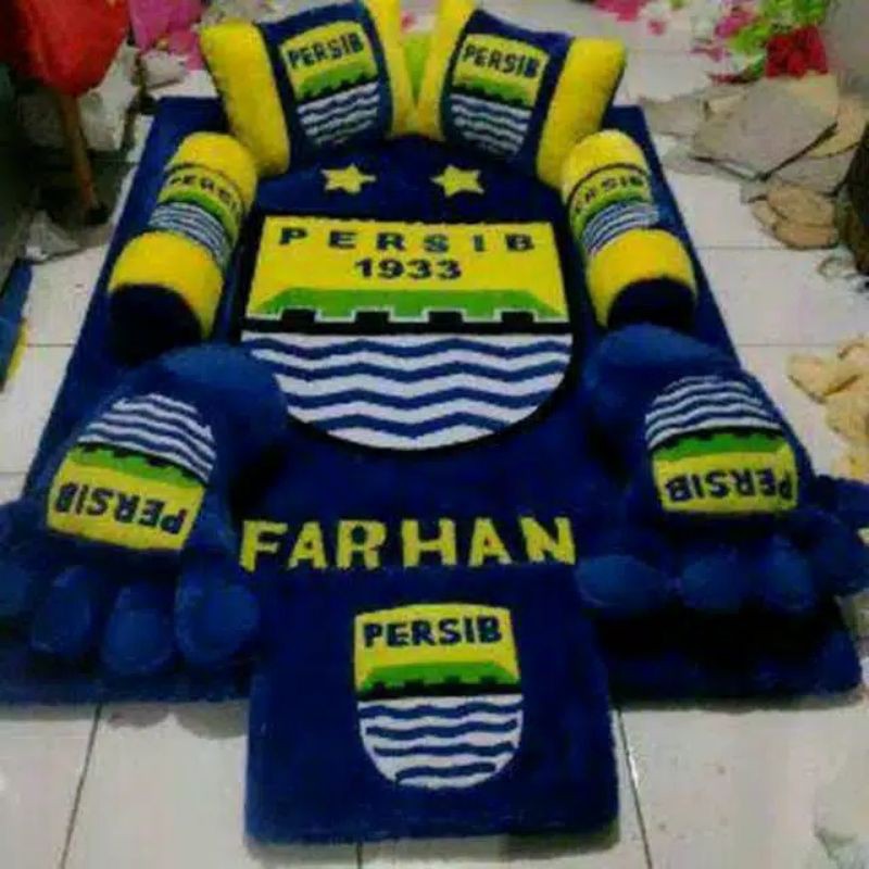KARPET KARAKTER BULU LEMBUT - SURPET KARPET KARAKTER  BOLA PERSIB